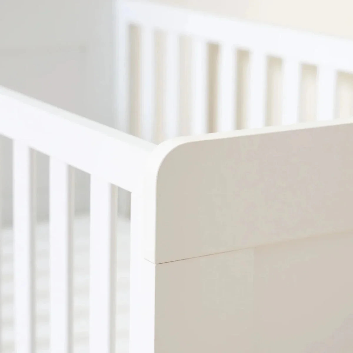 Tutti Bambini Alba Mini Cot Bed - Essentials White
