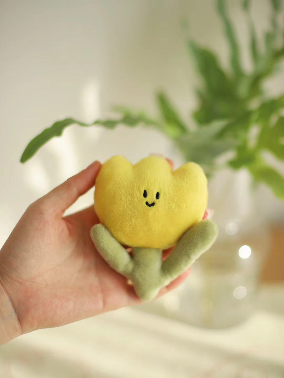 Daily White | Spring Tulip Bag Charm