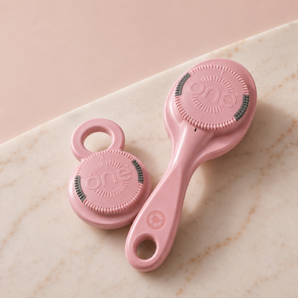 ONE Brush PRO - Adjustable Bristle Hairbrush - Pink