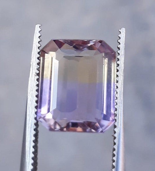 4.3ct Ametrine - Trystine - Bolivianite - 10x9mm