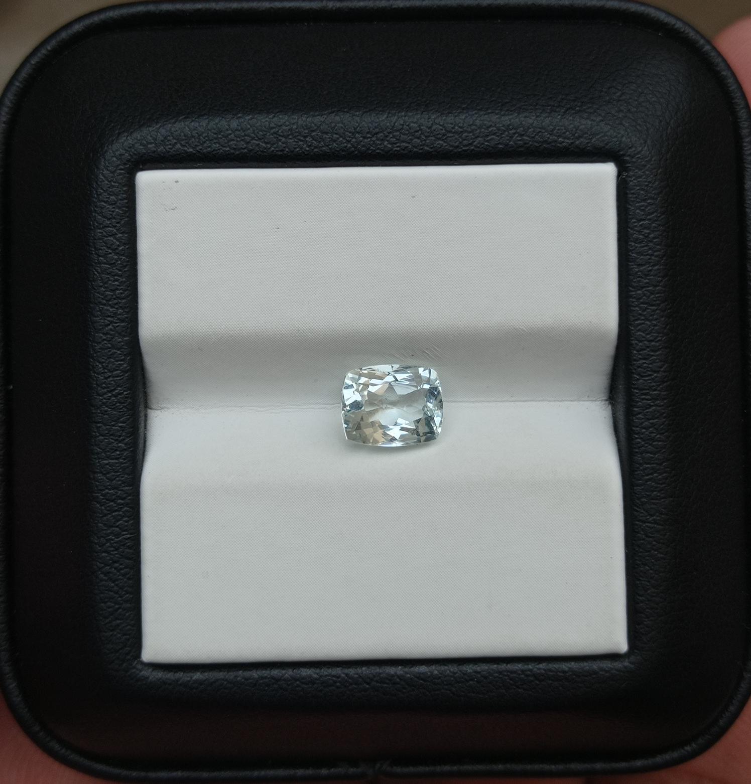 1.35ct Natural Aquamarine - March Birthstone - 7.2x6x4.5mm
