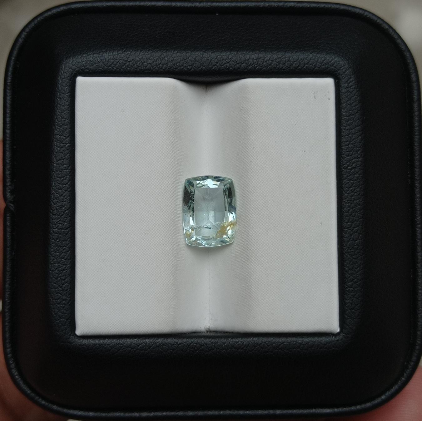 2ct Natural Aquamarine with Blue tone - March Birthstone - 10x7x4mm