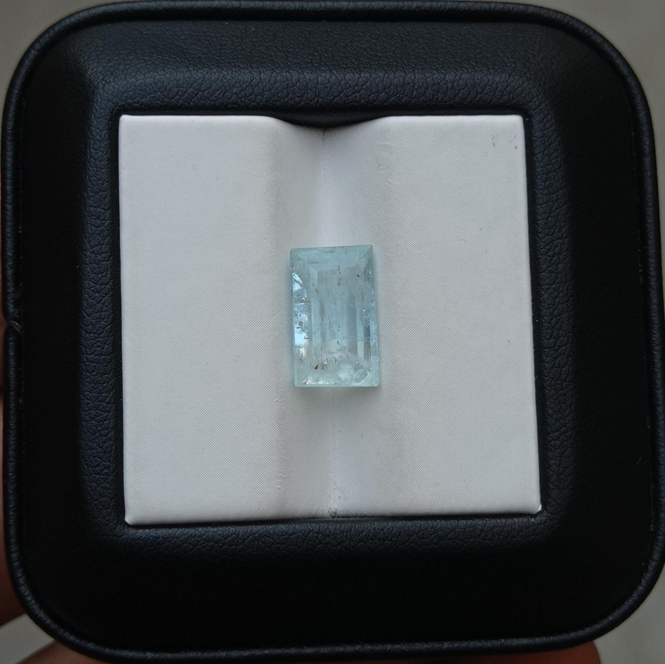3.75ct Natural Aquamarine Gemstone - March Birthstone - 12x7x5mm