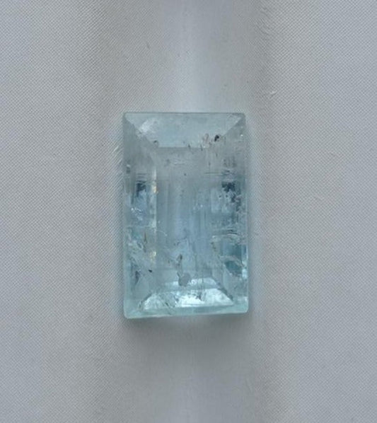 3.75ct Natural Aquamarine Gemstone - March Birthstone - 12x7x5mm