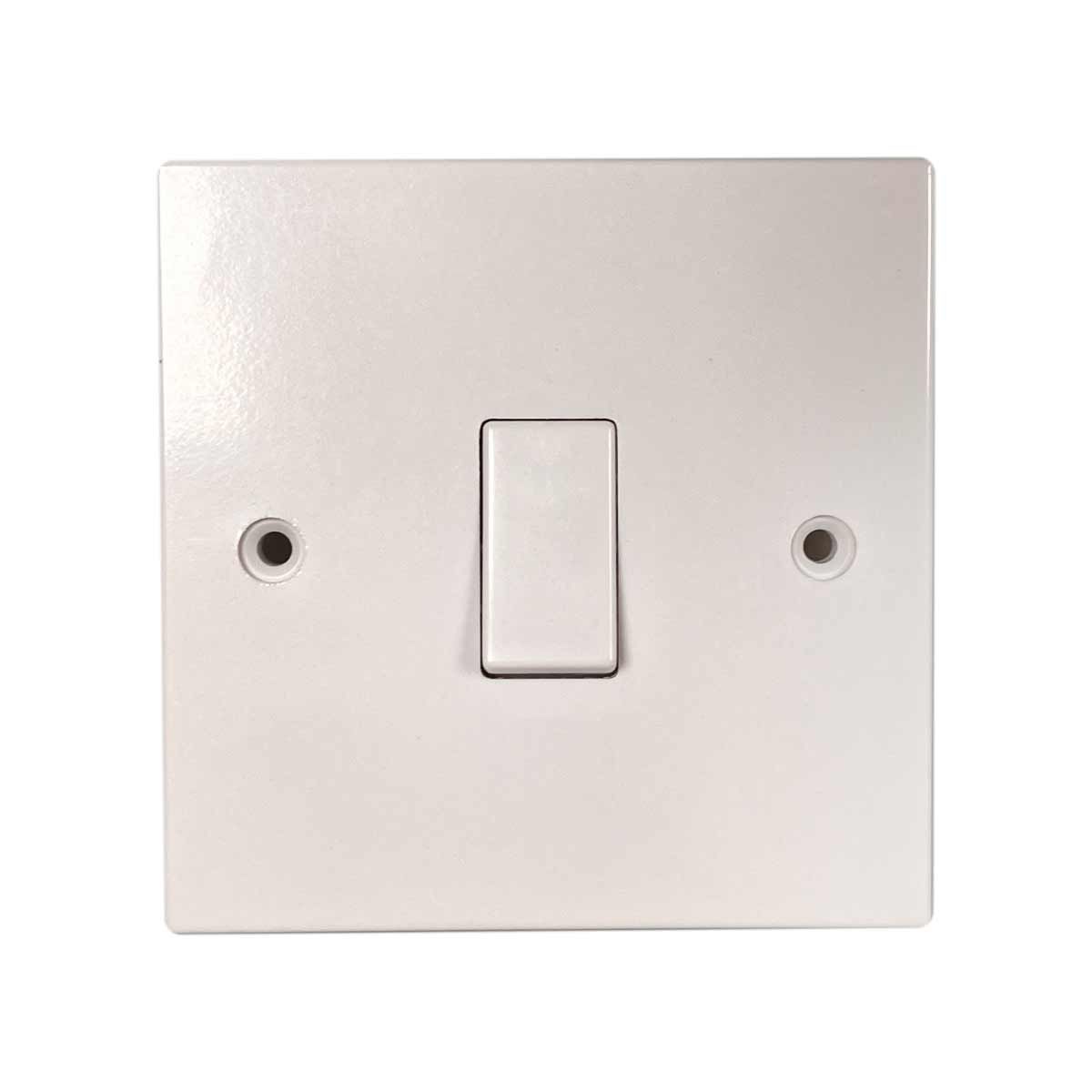 Square Edged Single Switch in White (2 Way / 10A)