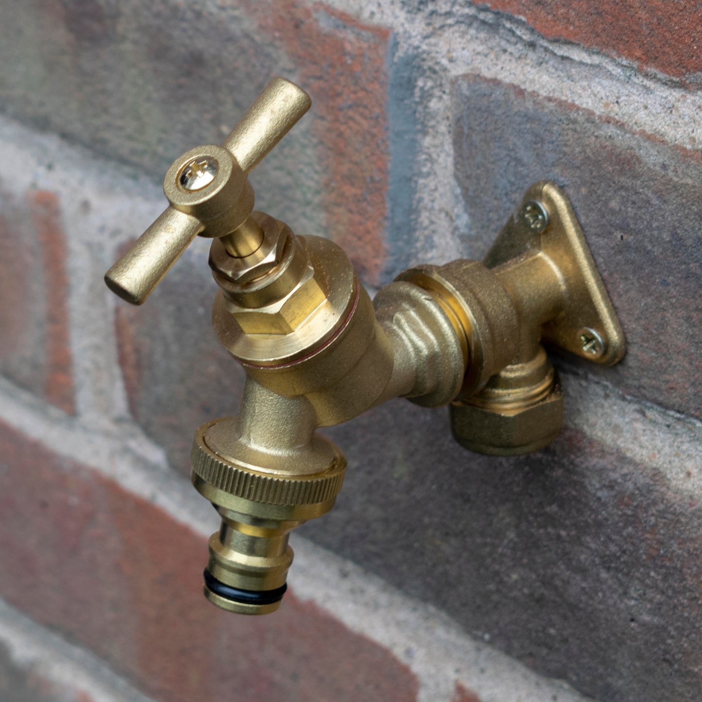 15mm Brass Wall Flange Kit with Brass Quick Connect Tap for Outdoor Watering Kit