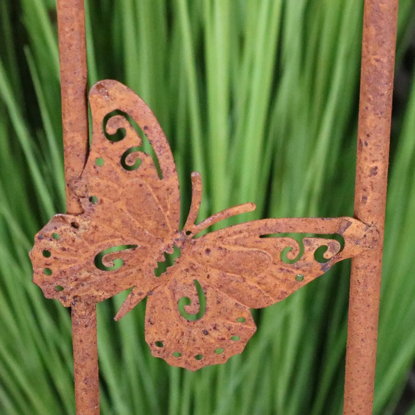 Bansari Flower Bird Feeder Rusted Metal Finish