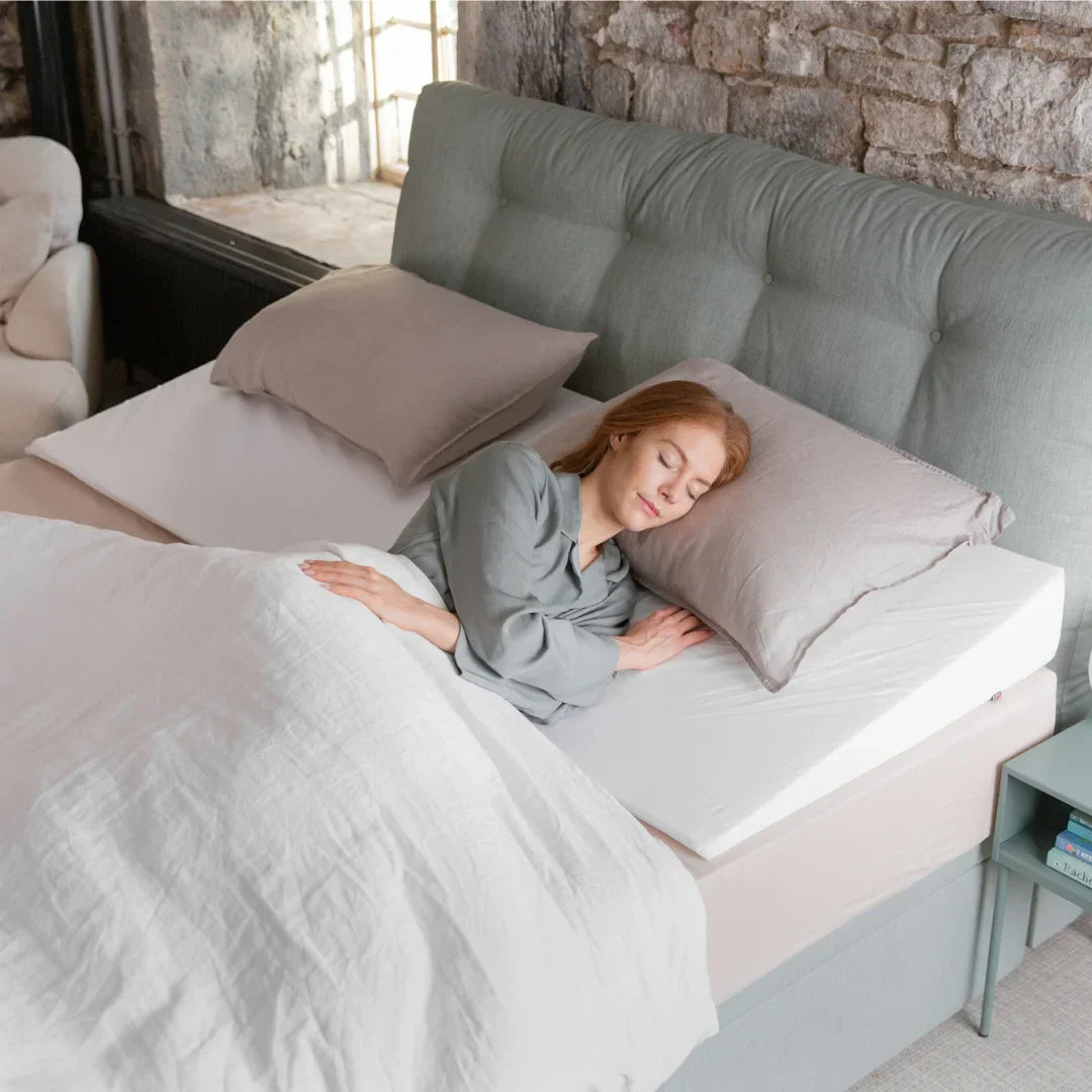 Bed Wedge Pillow