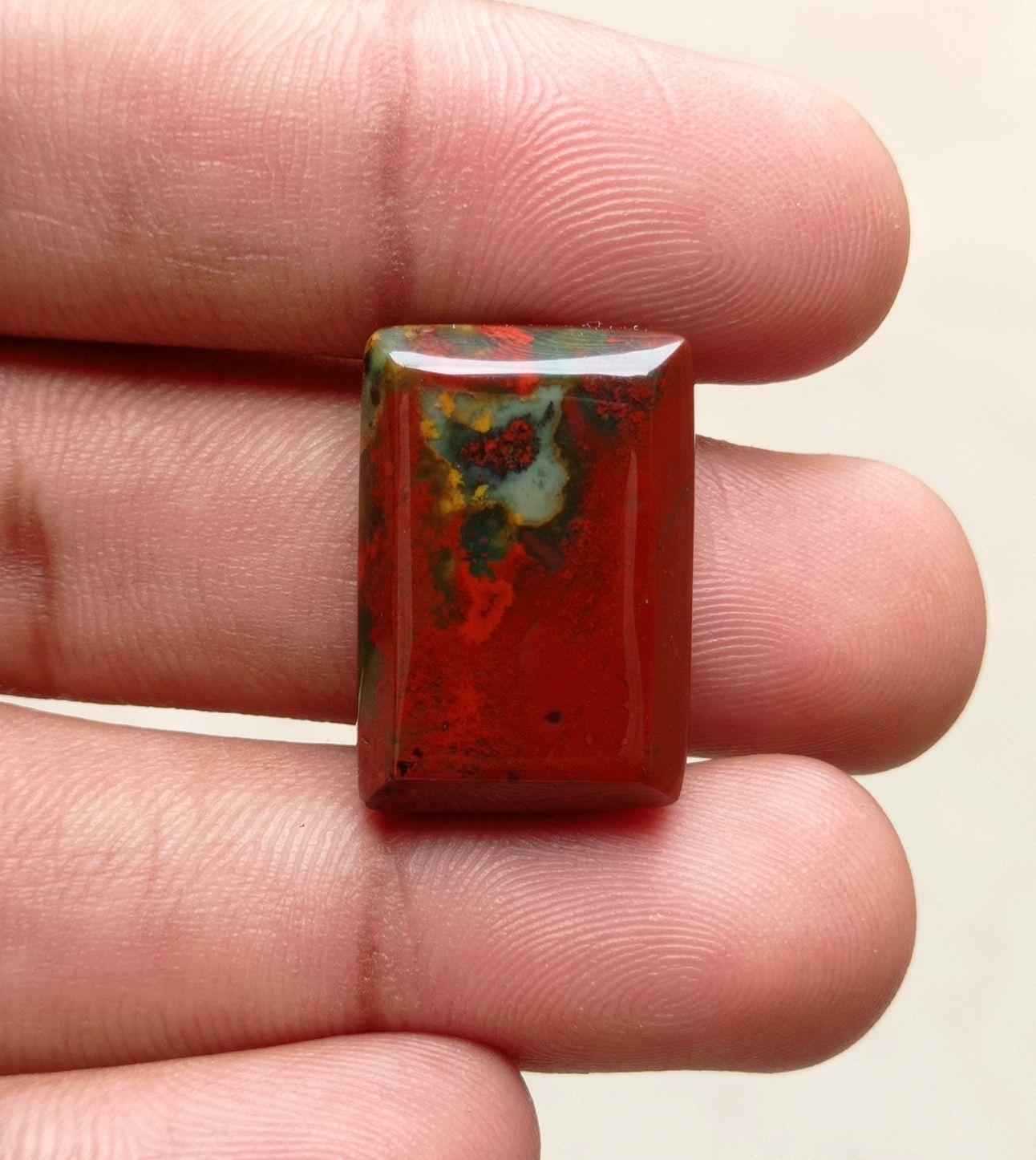 36.5ct Imperial Quality Blood Stone - Heliotrope - Hajr-ul-Dam-25x17mm
