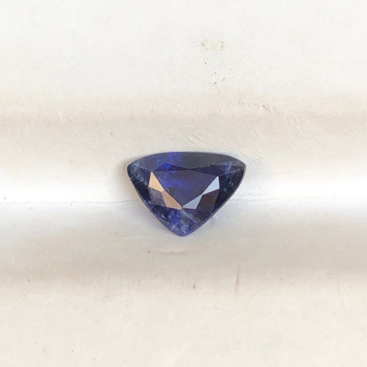 0.90ct Natural Ceylon Sapphire -  September Birthstone