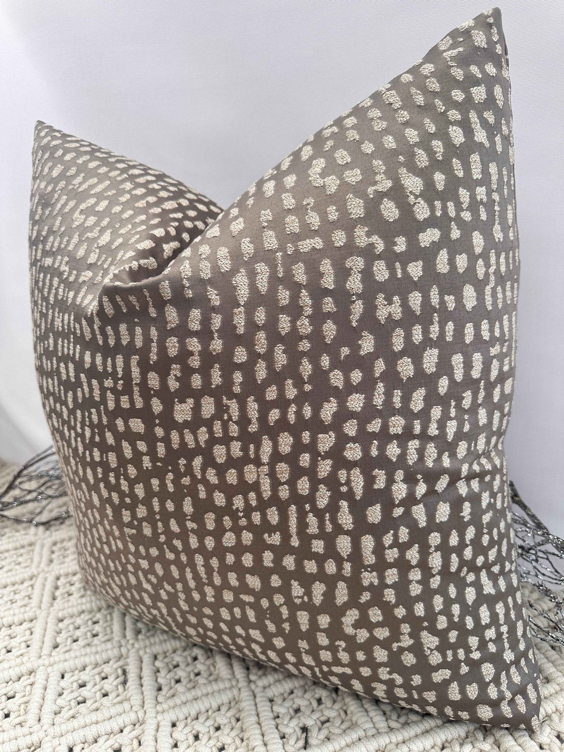 The Couture Cushion - The Putty Natale - Style No. 194