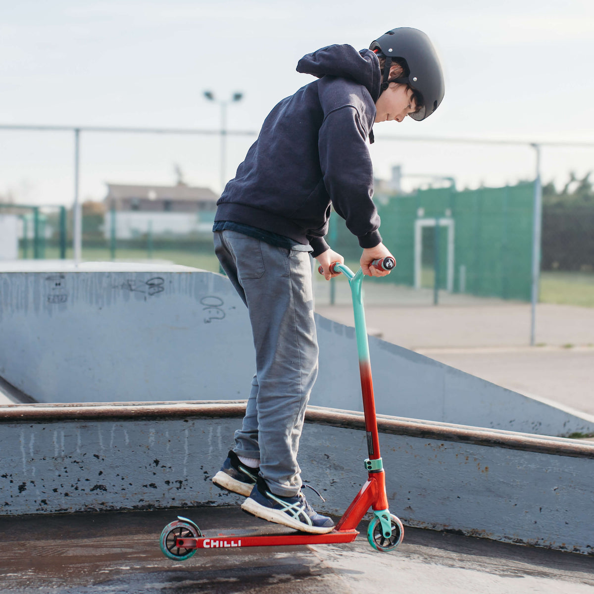 Chilli Base Jumpstart Stunt Scooter: Red/Teal