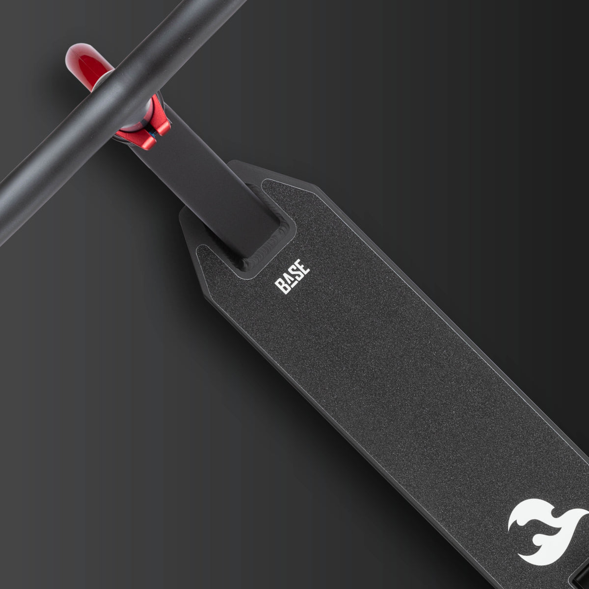 Chilli Base S Stunt Scooter: Red