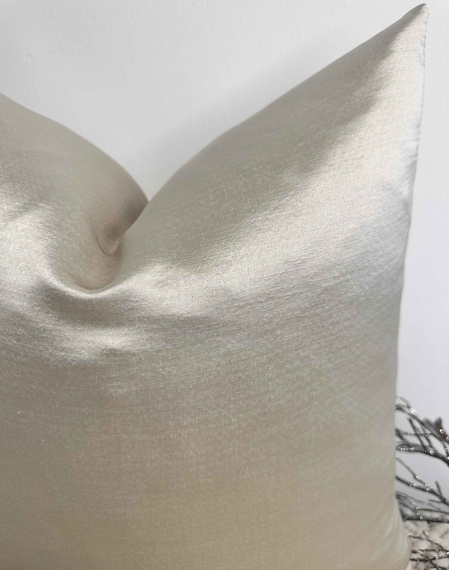 The Couture Cushion - The Champagne Laura - Style No. 187