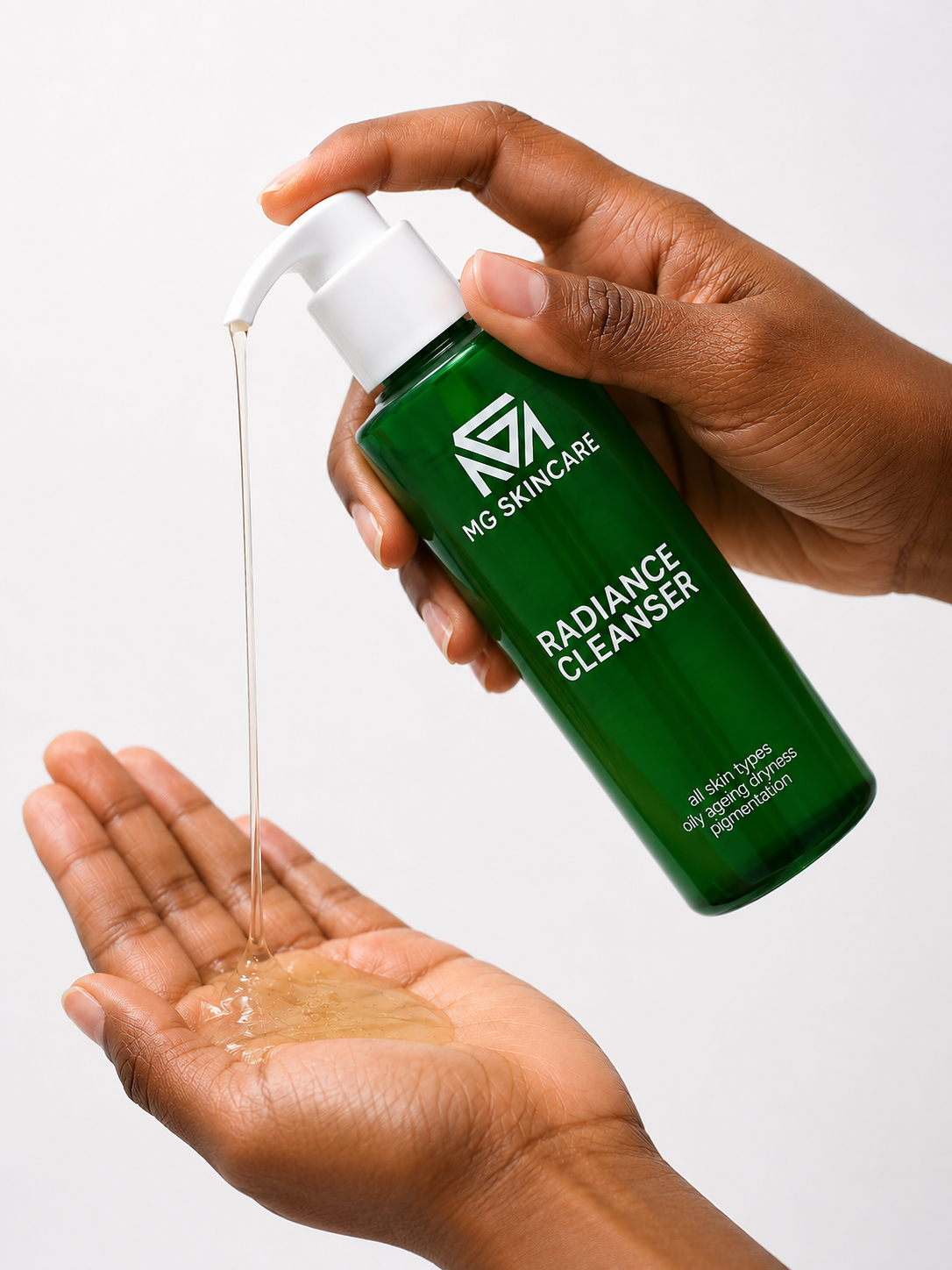RADIANCE CLEANSER / FOAMING WASH
