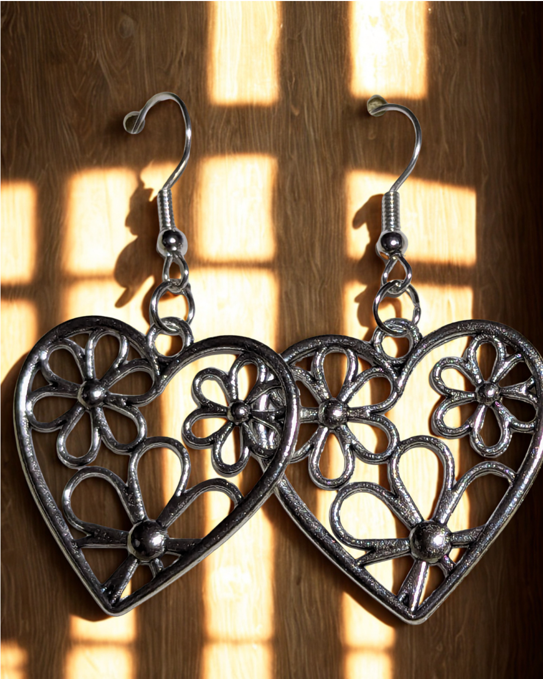 Heart-Shaped Filigree Drop Earrings – Silver-Tone Floral Openwork Dangles