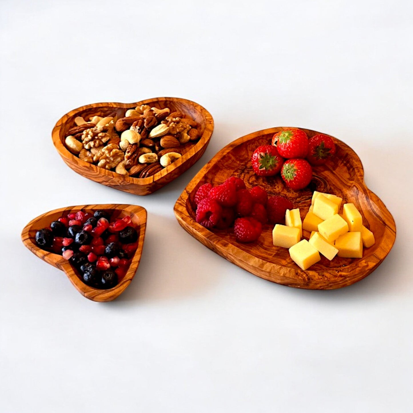 Olive Wood Heart Shaped Serving dish| 11cm 16cm 19cm Individual or 3-Piece Set