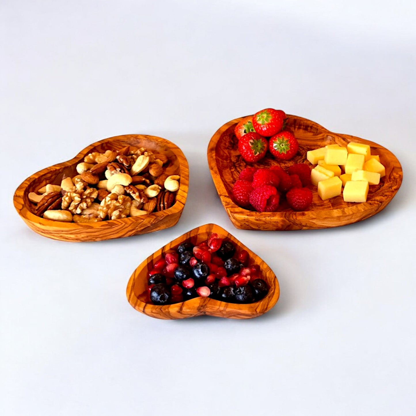 Olive Wood Heart Shaped Serving dish| 11cm 16cm 19cm Individual or 3-Piece Set