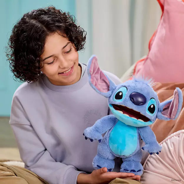 Disney Chatty Stitch Deluxe Puppetronic