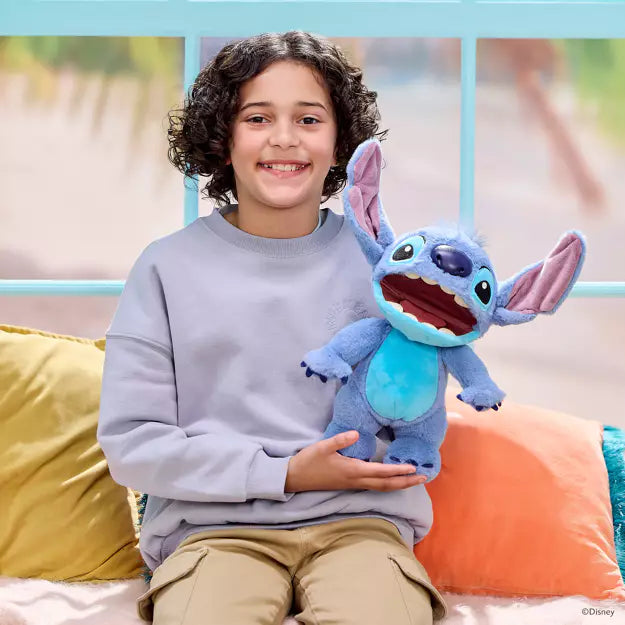 Disney Chatty Stitch Deluxe Puppetronic