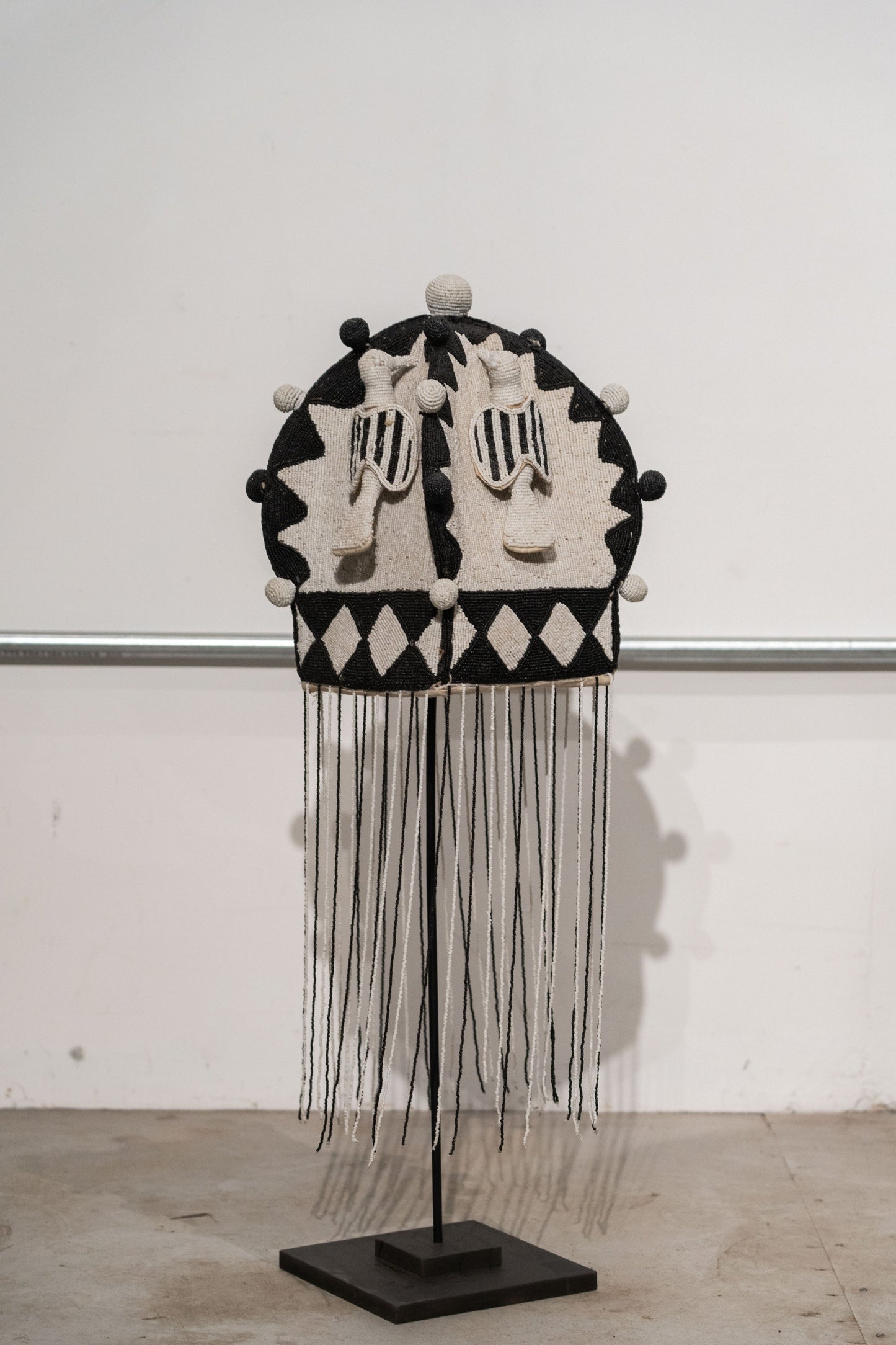 Yoruba Royal Crown Black & White