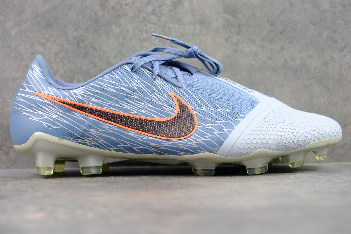 Nike Phantom Venom FG