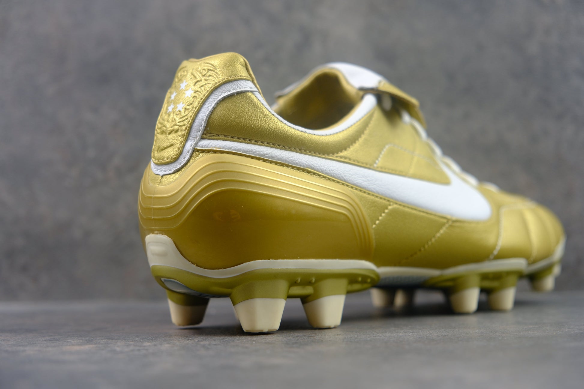 Nike Tiempo Air Legend R10 FG