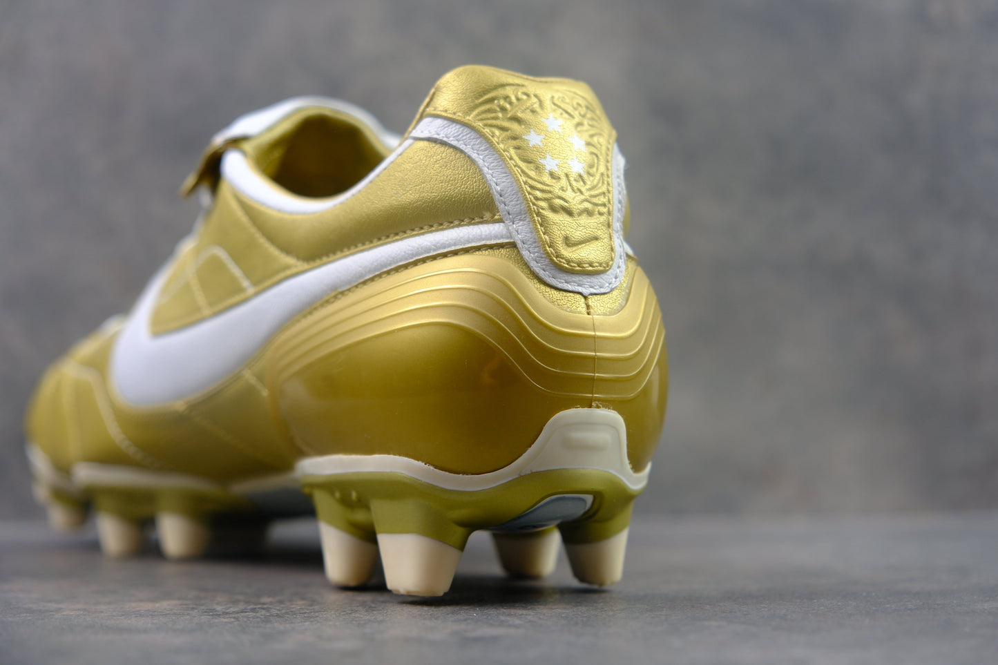 Nike Tiempo Air Legend R10 FG