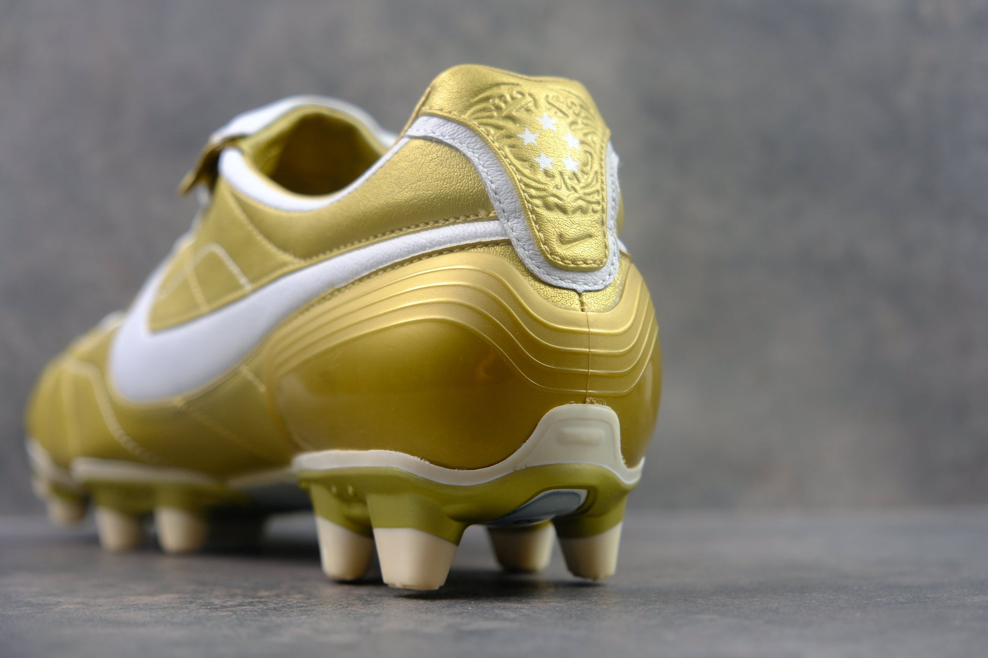 Nike Tiempo Air Legend R10 FG