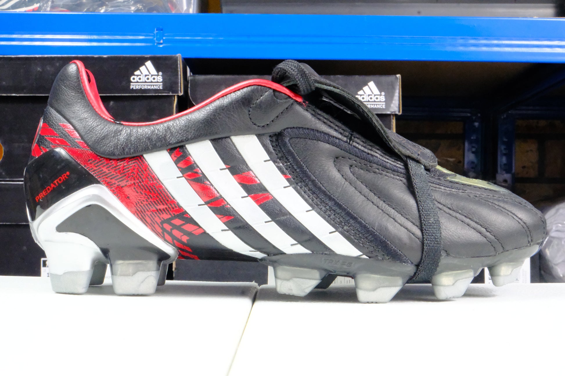 Adidas Predator Powerswerve UCL FG