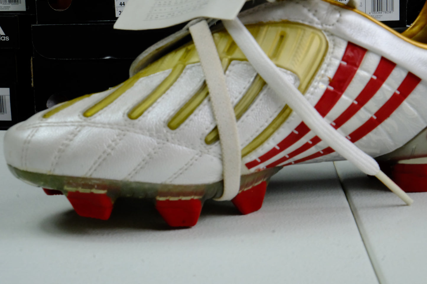 Adidas Predator Powerswerve FG