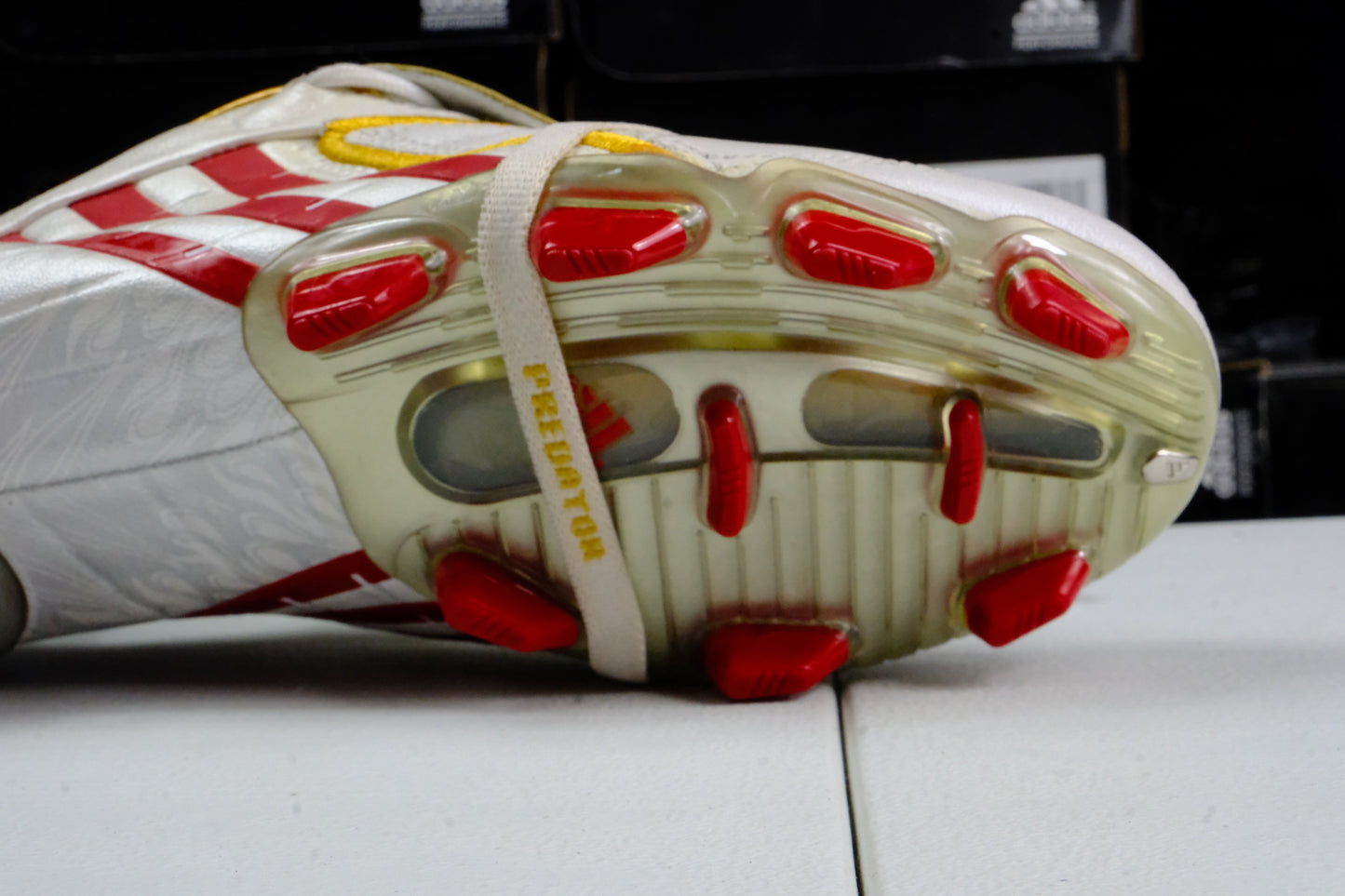 Adidas Predator Powerswerve FG
