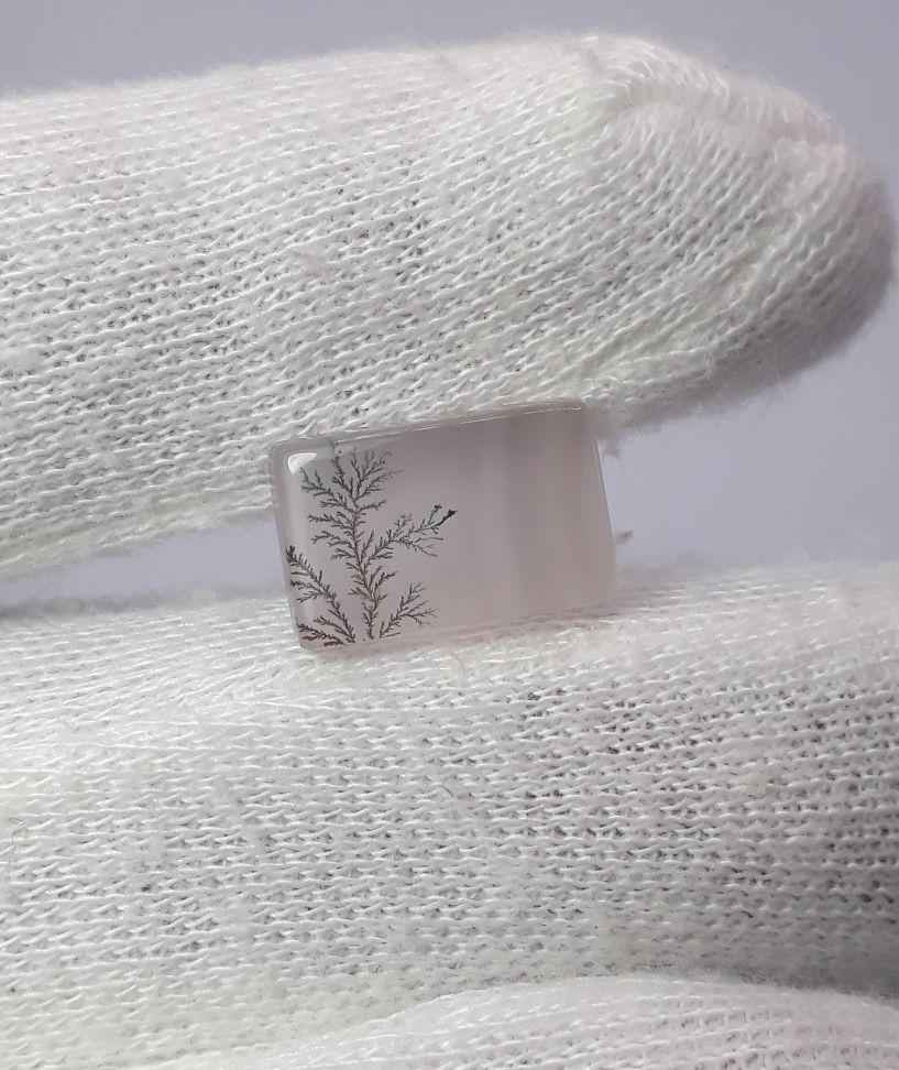 7.1ct Natural Dendritic Agate - Shajri Aqeeq - Dimension-14x9mm