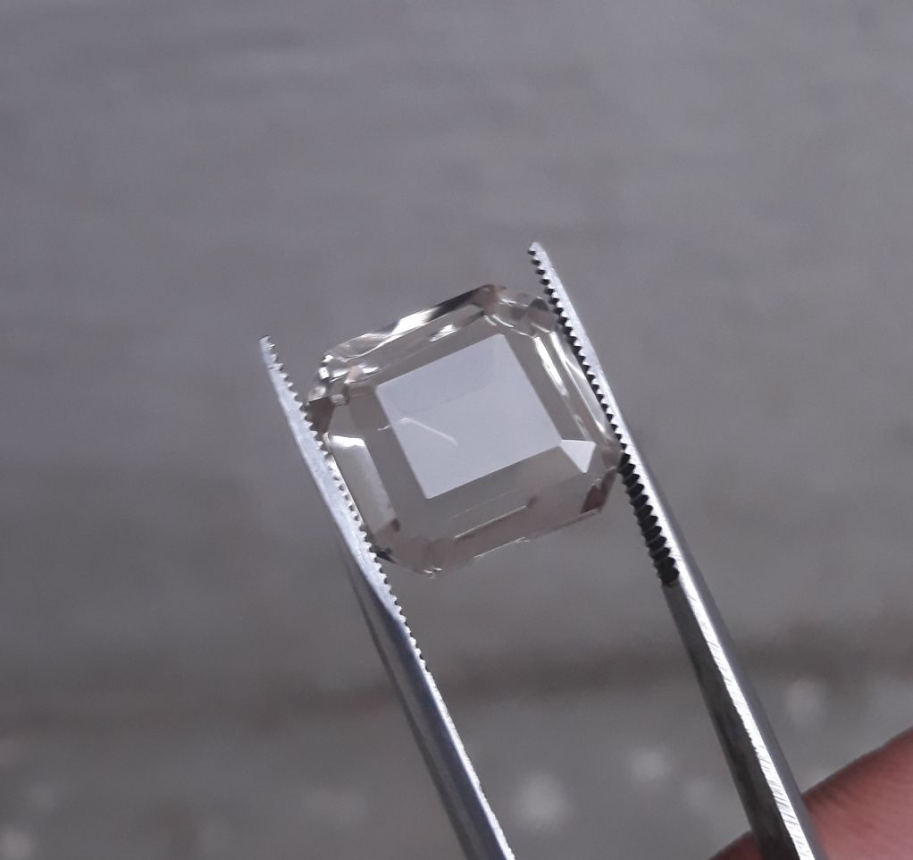 18.3ct Dur e Najaf - Pearl of Najaf Fancy Cut Transparent - April Birthstone - Rock Crystal Quartz -15x15mm