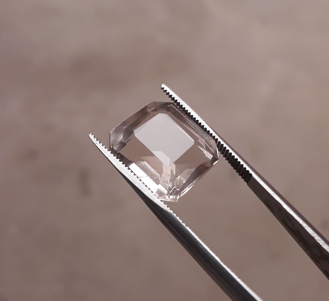 14.3ct Dur e Najaf - Pearl of Najaf Fancy Cut Transparent - April Birthstone - Rock Crystal Quartz -15x13mm