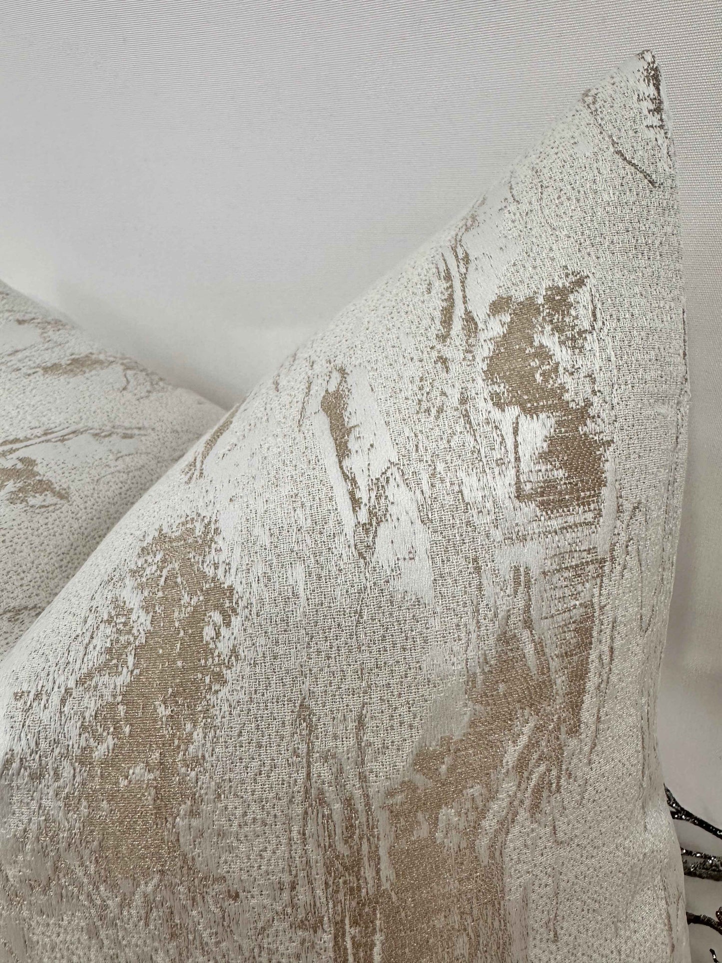 The Couture Cushion - The Ivory Zanella - Style No. 44b