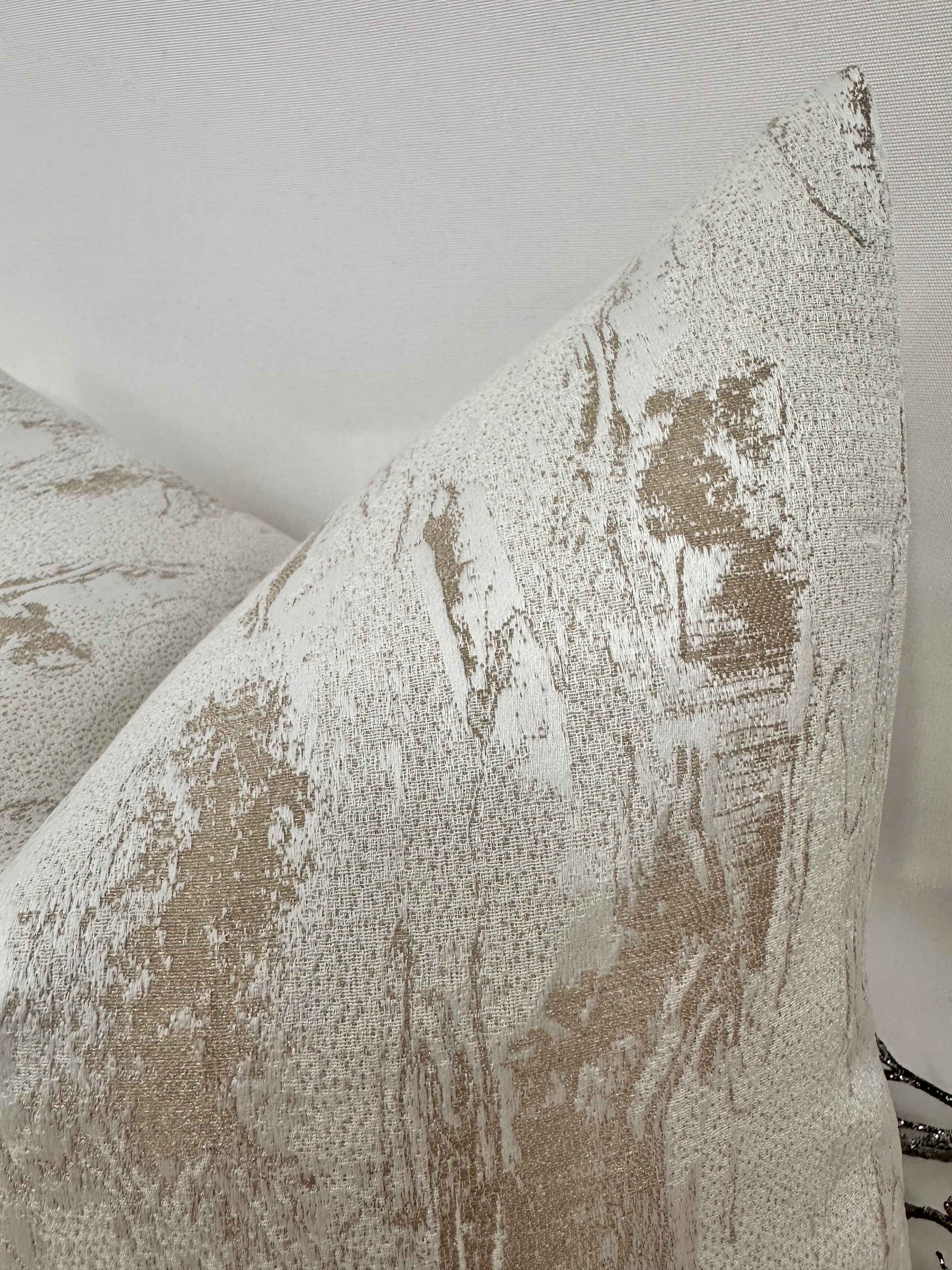 The Couture Cushion - The Ivory Zanella - Style No. 44b