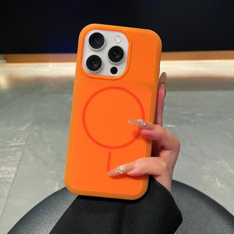 Ice Cream Skin Feel Liquid Silicone Fine Circle Magnetic Phone Case, For iPhone 13 Pro Max, For iPhone 13