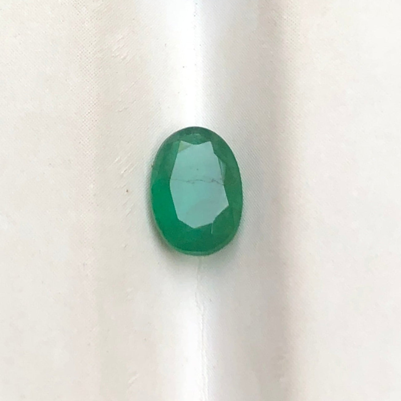 0.85ct Emerald for sale - Budh Ratna - Zamurd - Pachu Stone, Markat Mani Stone - 8x6mm