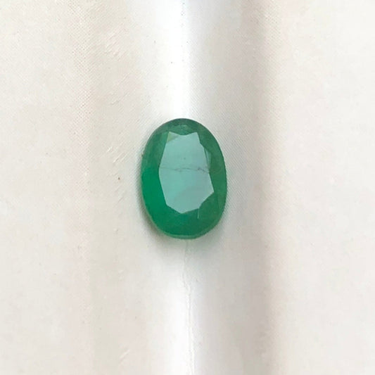 0.85ct Emerald for sale - Budh Ratna - Zamurd - Pachu Stone, Markat Mani Stone - 8x6mm