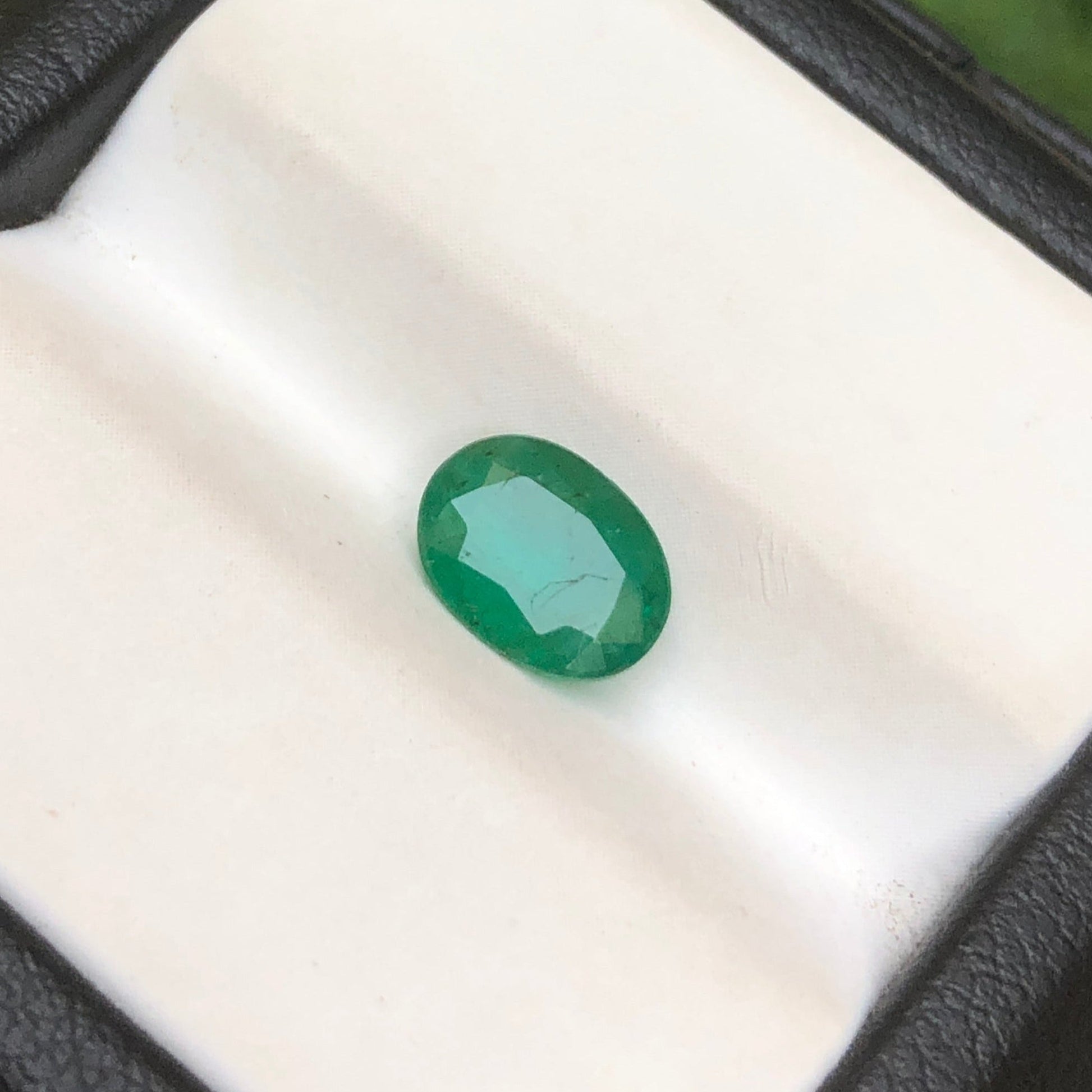 1.00ct Emerald for sale - Budh Ratna - Zamurd - Pachu Stone, Markat Mani Stone - 9x7mm
