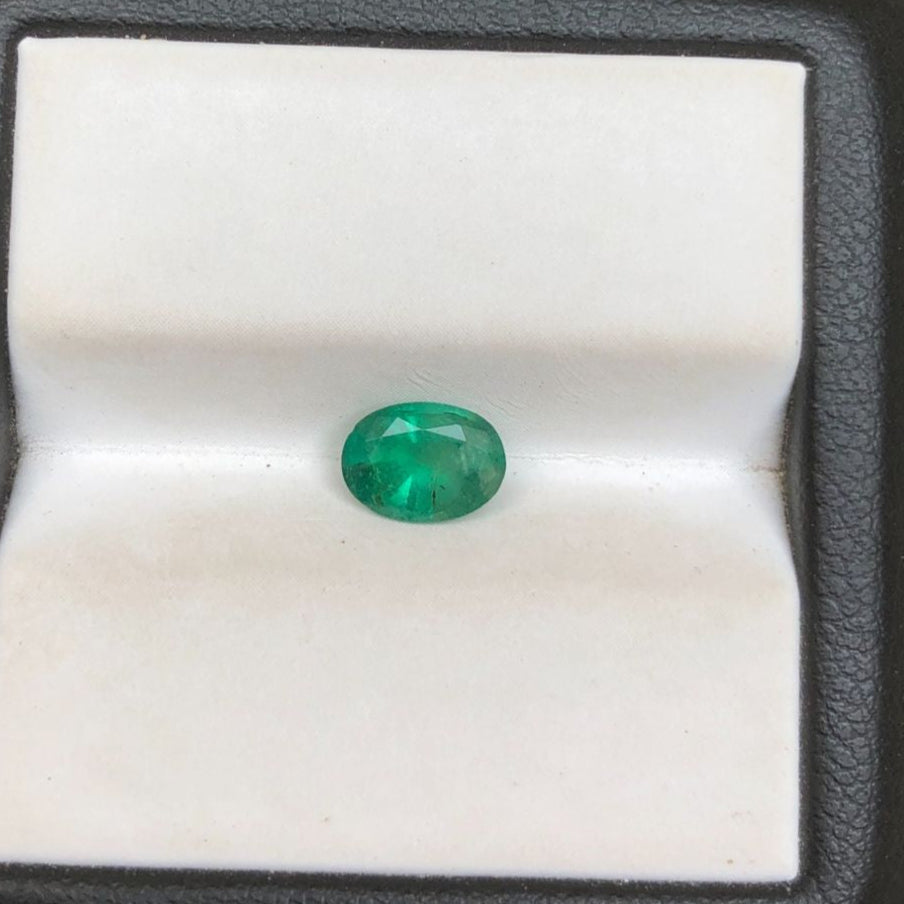 0.85Ct Emerald for sale - Budh Ratna - Zamurd - Pachu Stone, Markat Mani Stone - 8x6mm
