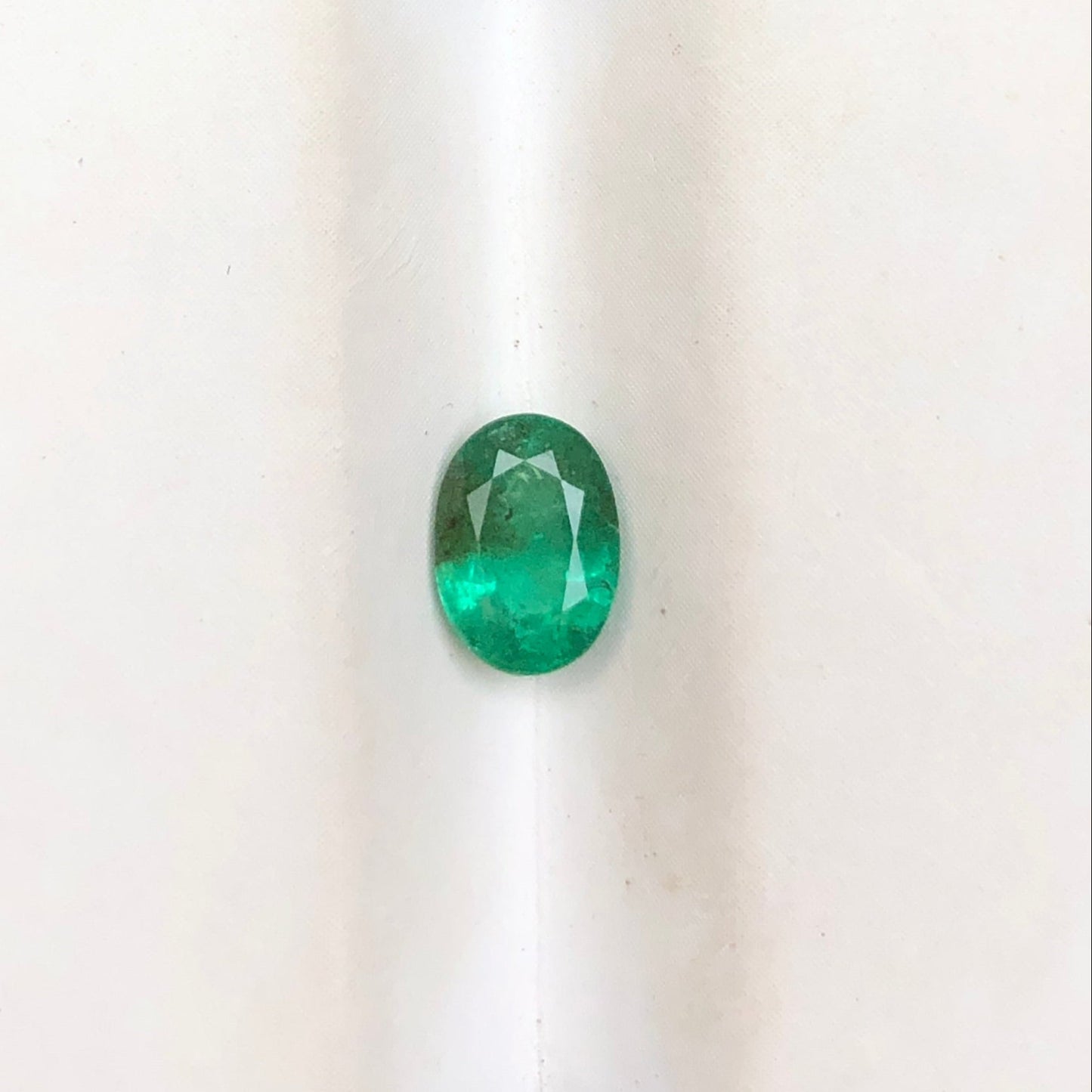 0.90Ct Emerald for sale - Budh Ratna - Zamurd - Pachu Stone, Markat Mani Stone - 8x6mm