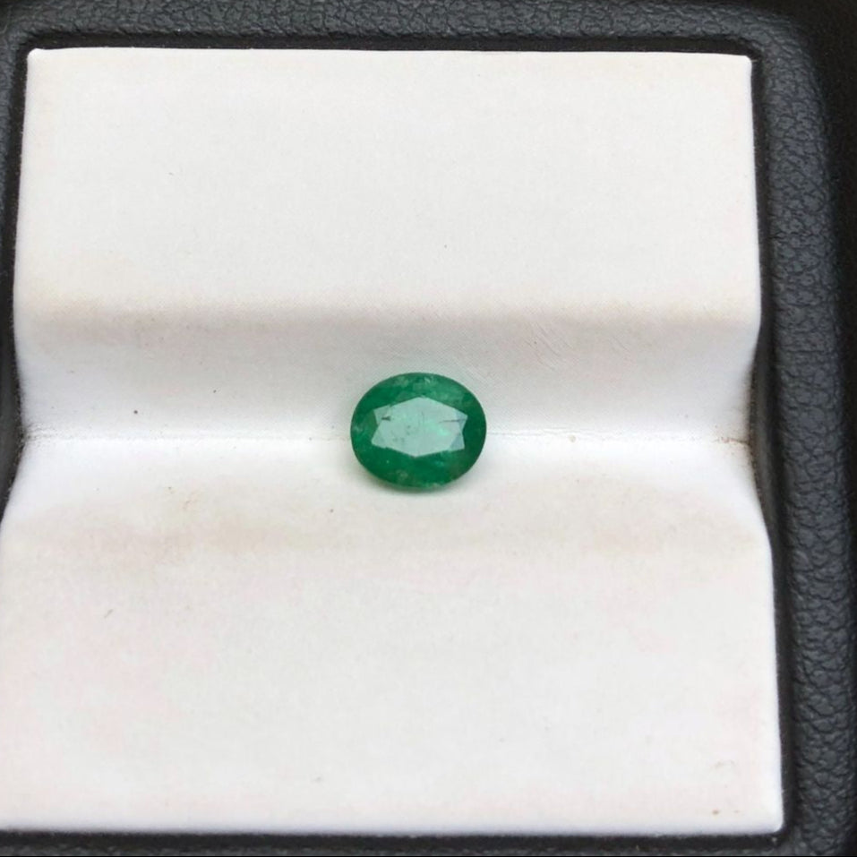 0.90Ct Emerald for sale - Budh Ratna - Zamurd - Pachu Stone, Markat Mani Stone - 8x7mm