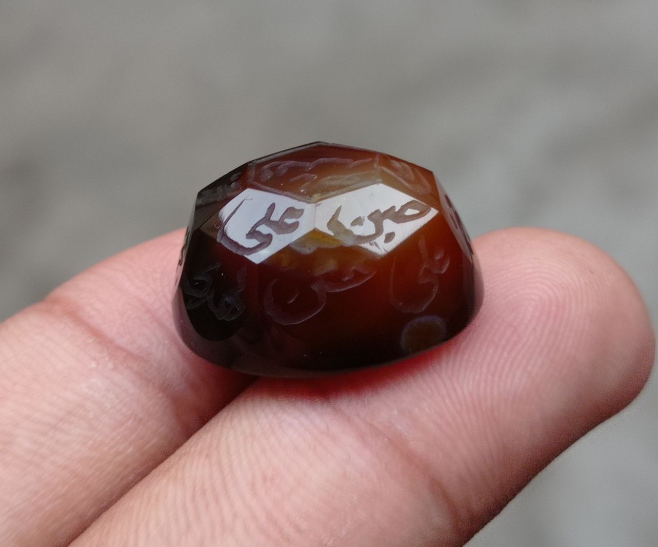 34.5ct Carnelian Carving - Engraved Aqeeq - 12 Imam Name - 22x17mm