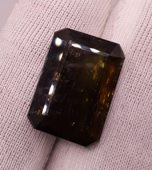 13.8ct Epidote - Epidote Crystal - Epidote for sale - Zabarjad - 18x13x6.8mm