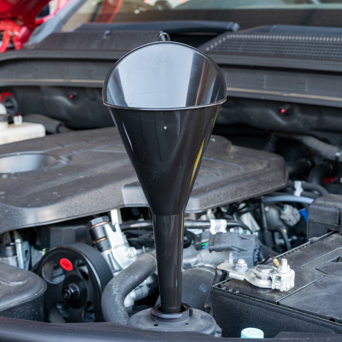Funnel Angle Top Black