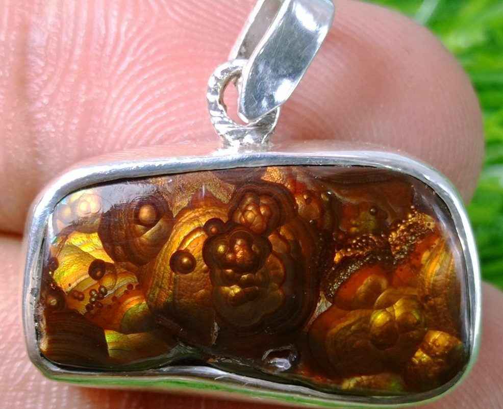 39.5ct Natural Fire Agate in Silver Pendent, Multi Color Fire Agate, Fire Agate AZ - Perfect gemstone Gift, Rare Gemstone than Diamonds, Dimensions 27x16x8mm