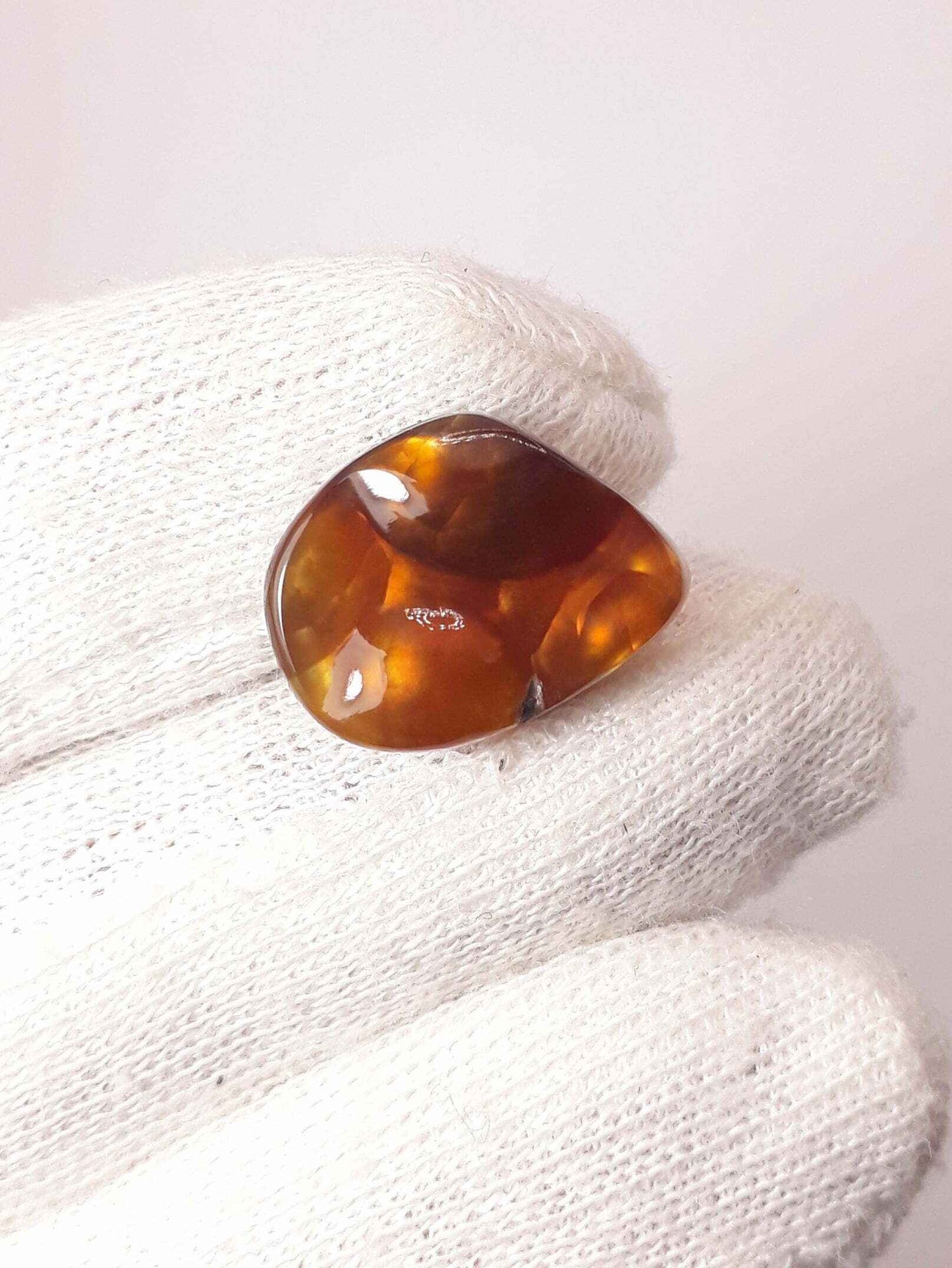 13.2ct Mexican Fire Agate, Rare Fire Agate - Golden Fire Agate, Perfect gemstone Gift, Rare Gemstone than Diamonds, Dimensions - 18x14mm