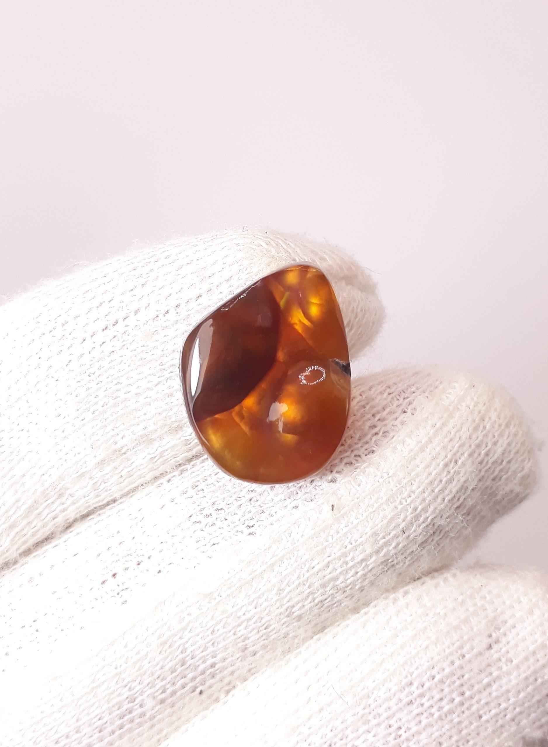 13.2ct Mexican Fire Agate, Rare Fire Agate - Golden Fire Agate, Perfect gemstone Gift, Rare Gemstone than Diamonds, Dimensions - 18x14mm